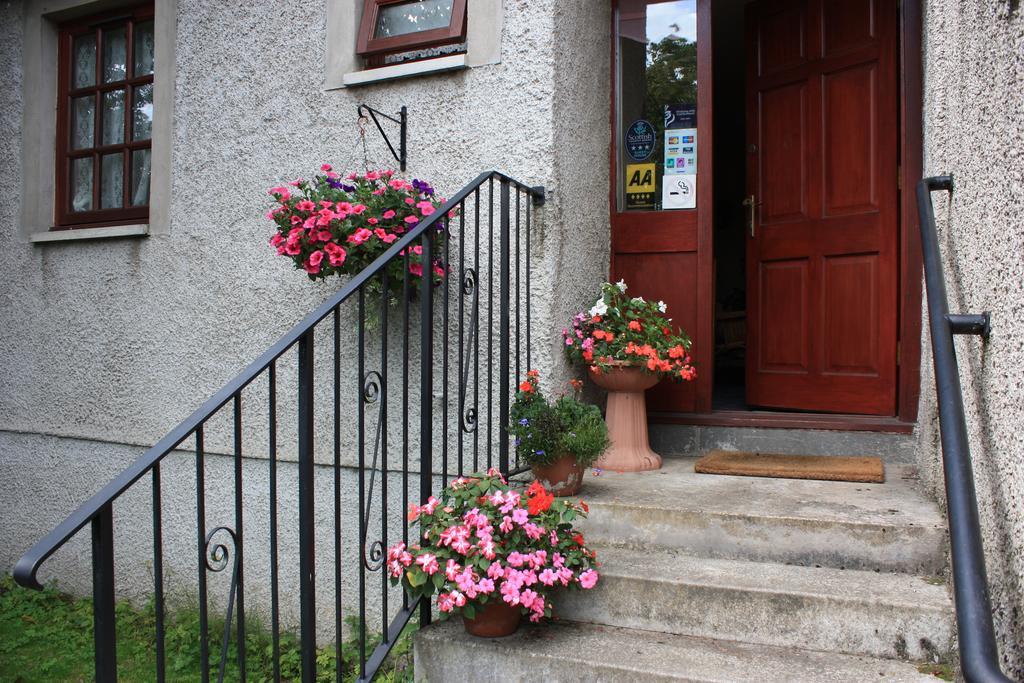 Clarke Cottage Guest House Dunfermline Buitenkant foto